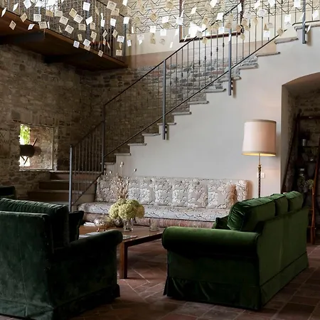 Relais Dei Poderi Einaudi 4*