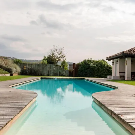 Relais Dei Poderi Einaudi 4* دولياني