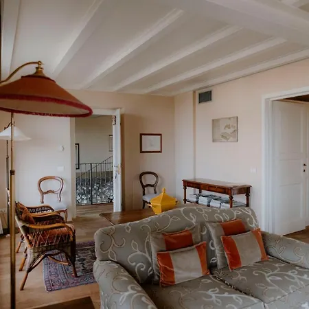 Hotel Relais Dei Poderi Einaudi