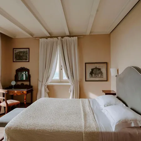 Relais Dei Poderi Einaudi
