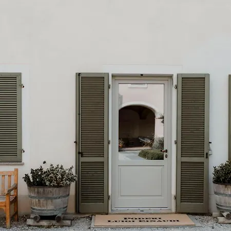 Relais Dei Poderi Einaudi فندق